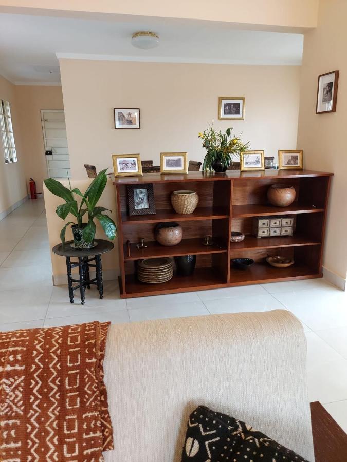 Cole Street Guesthouse Freetown Extérieur photo