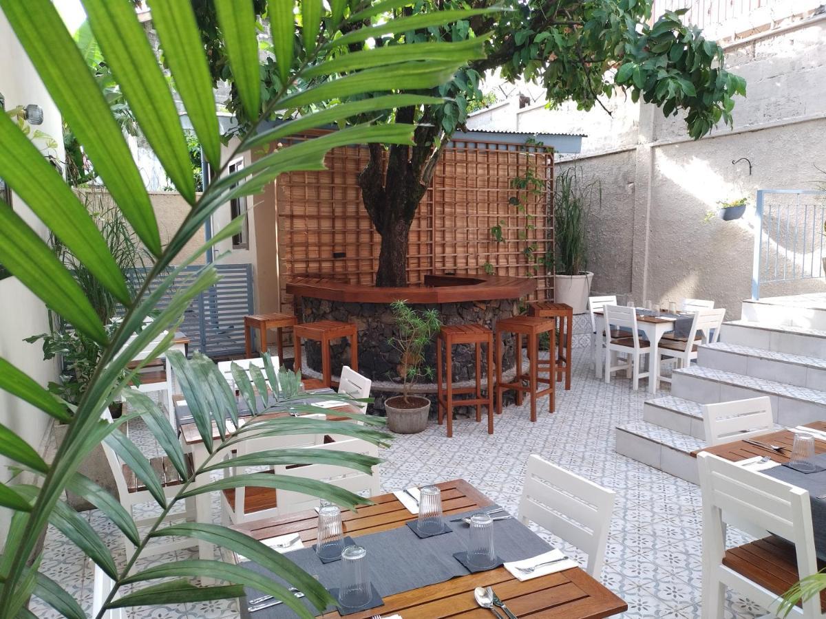 Cole Street Guesthouse Freetown Extérieur photo